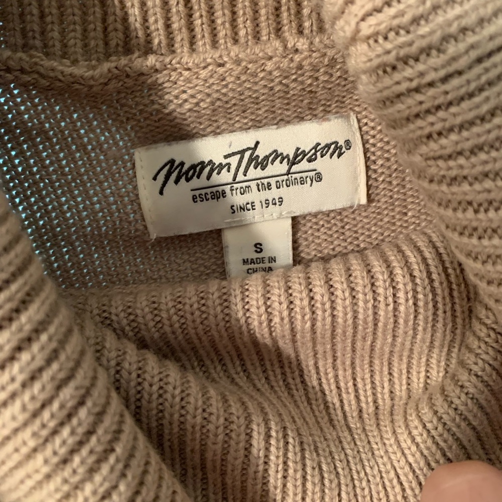 Vintage Sweater - Picture 3 of 3